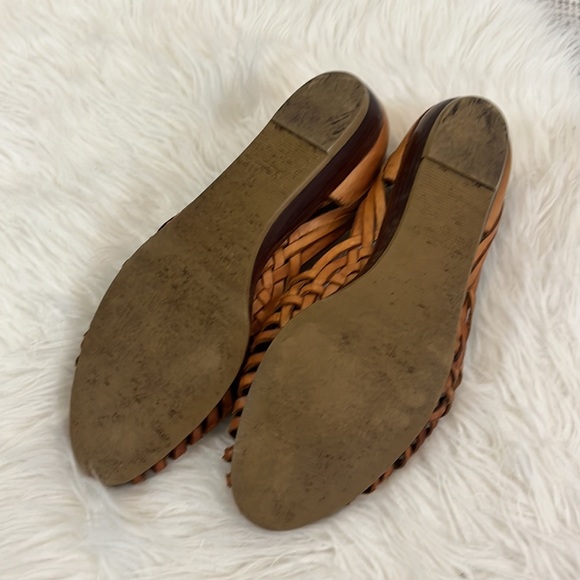 Capezio women’s 9M leather sandals - Picture 6 of 10